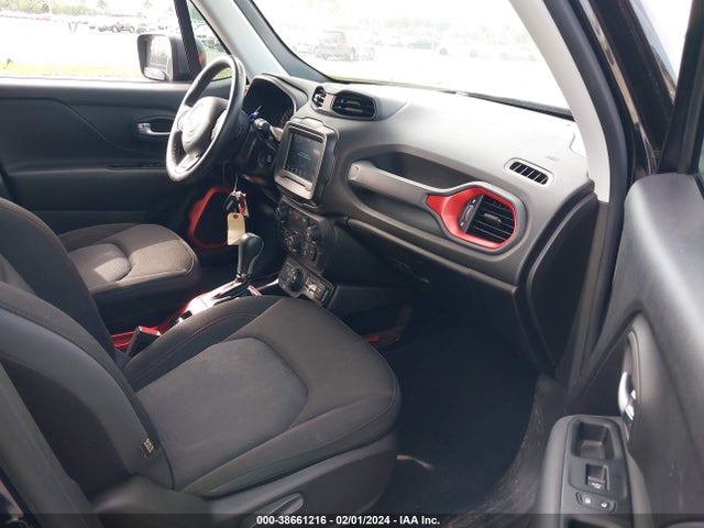 ZACNJBC15LPM03602 Jeep Renegade Trailhawk 4x4