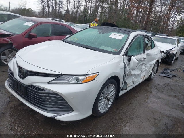 Toyota CAMRY XLE 2020 4T1F11AK2LU396910 Image 2