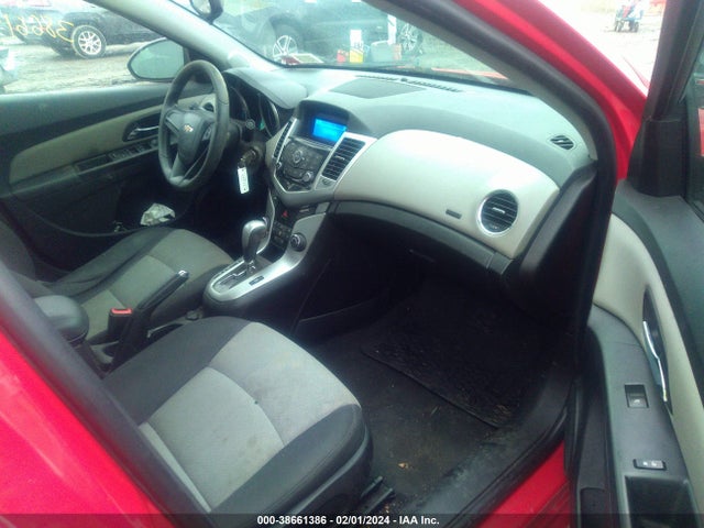 Chevrolet Cruze Ls Auto 2015 1G1PA5SG6F7177891 Image 5