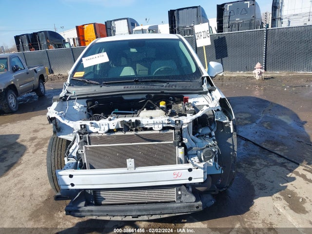 Chevrolet TRAX LS 2019 3GNCJKSB9KL217032 Image 13