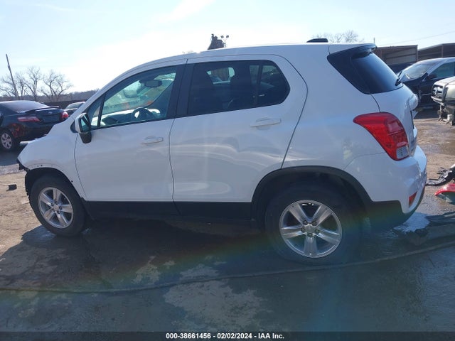 Chevrolet TRAX LS 2019 3GNCJKSB9KL217032 Image 15