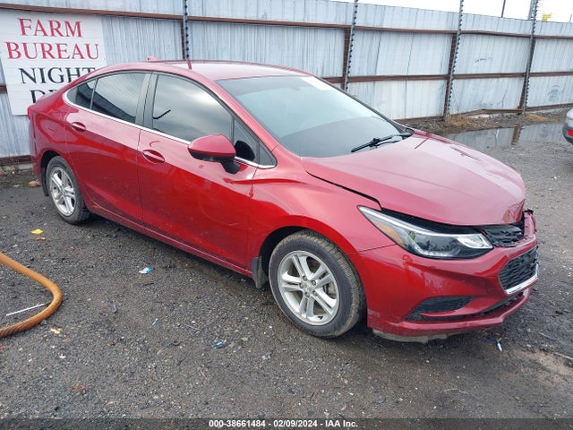 Chevrolet Cruze Lt Auto 2018 1G1BE5SM9J7246649 main image