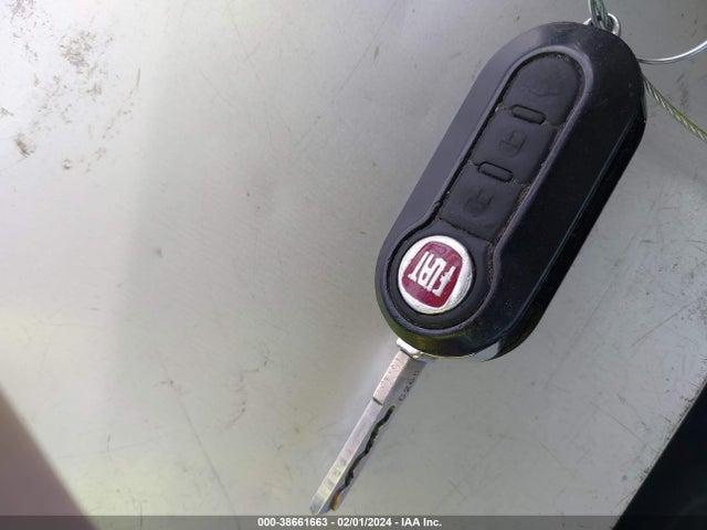 2012 FIAT 500C 3C3CFFDR4CT223225 Photo 10