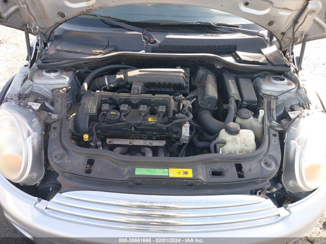 2011 MINI COOPER WMWSU3C58BT096142 Photo 9