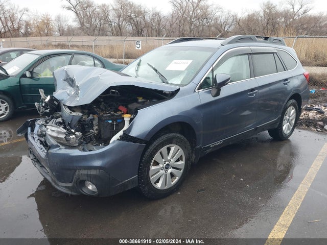 Subaru Outback 2.5i Premium 2018 4S4BSAFC0J3303639 Image 2