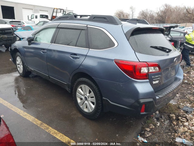 Subaru Outback 2.5i Premium 2018 4S4BSAFC0J3303639 Image 3