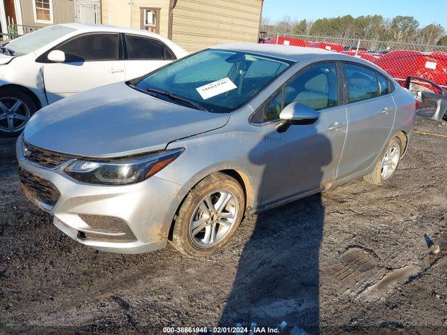 Chevrolet Cruze Lt Auto 2018 1G1BE5SM8J7114367 Image 2