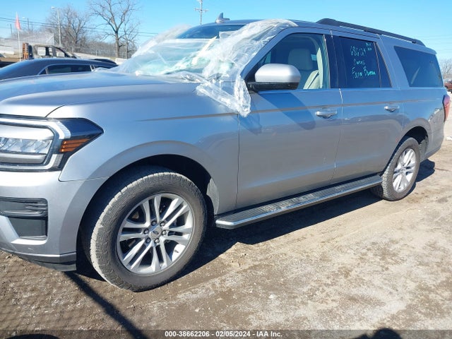 Ford Expedition Xlt Max 2023 1FMJK1J84PEA08538 Image 2