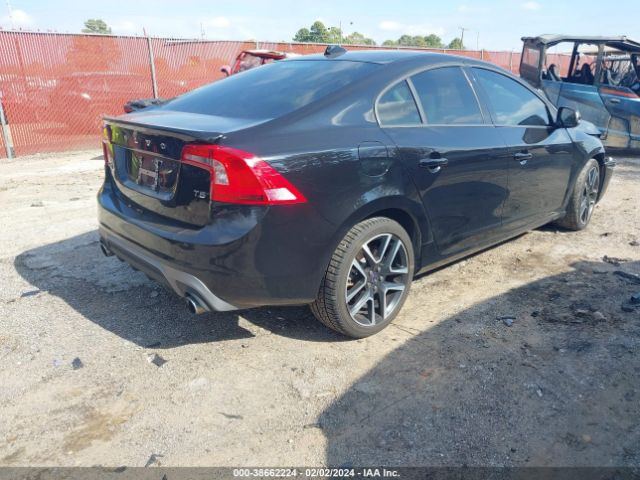 YV126MFL8H2434399 Volvo S60 T5 Dynamic