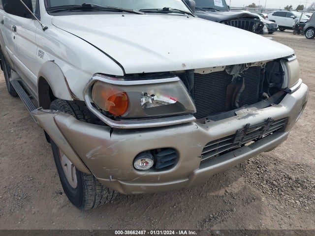 2000 MITSUBISHI MONTERO SPORT LS/XLS VIN: JA4LS31H7YP018876