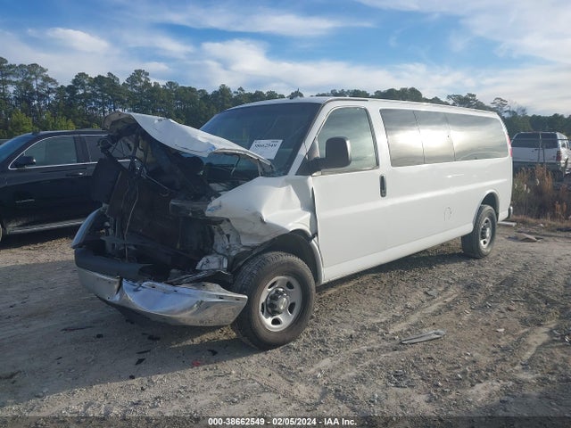 Chevrolet Express 3500 Lt 2015 1GAZG1FG0F1222868 Image 2