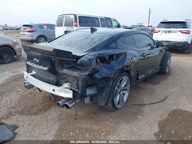 Chevrolet Camaro 2lt 2017 1G1FC1RS7H0108308 Image 4