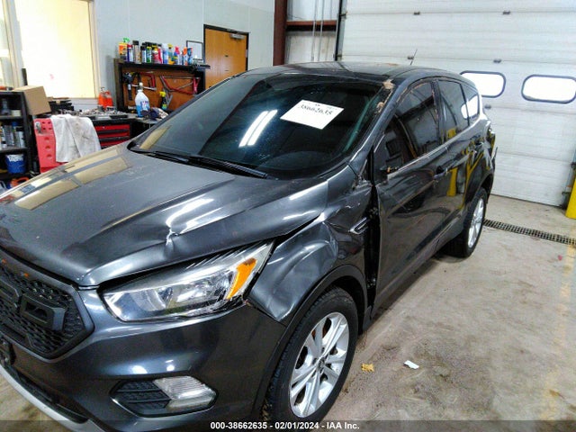 Ford ESCAPE SE 2017 1FMCU9G91HUC52950 Image 6