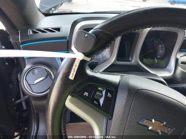 38662666 :رقم المزاد ، 2G1FB1E30D9209966 vin ، 2013 Chevrolet Camaro Lt مزاد بيع