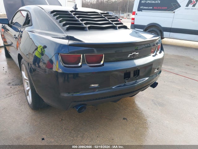 38662666 :رقم المزاد ، 2G1FB1E30D9209966 vin ، 2013 Chevrolet Camaro Lt مزاد بيع
