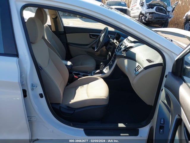 Hyundai ELANTRA SE 2016 5NPDH4AE2GH715158 Image 5