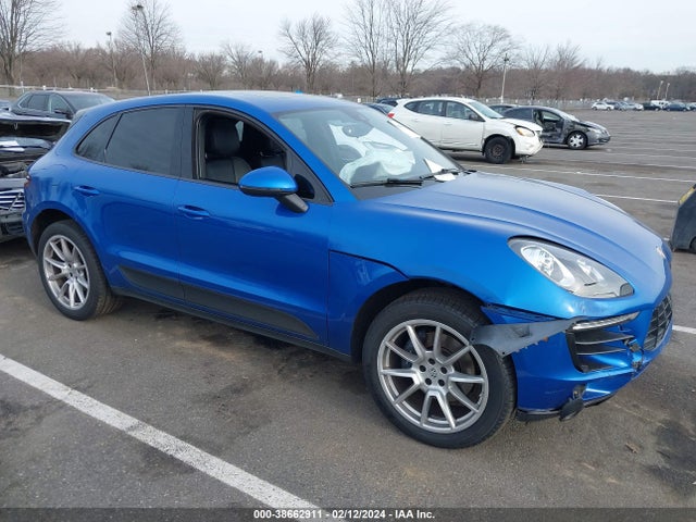 2018 PORSCHE MACAN WP1AA2A58JLB01308 Photo 0