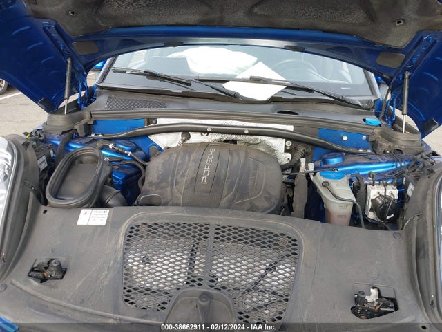 2018 PORSCHE MACAN WP1AA2A58JLB01308 Photo 9