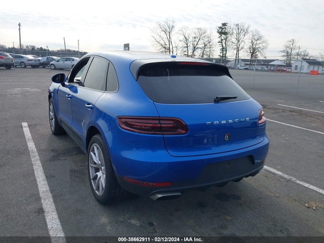 Porsche Macan 2018 WP1AA2A58JLB01308 Image 18