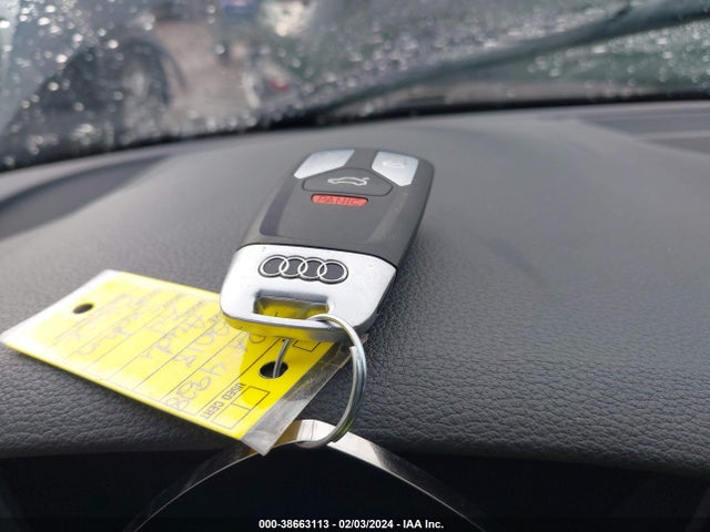 WAUKMAF42JA227485 Audi A4 2.0t Tech Ultra Premium/2.0t Ultra Premium