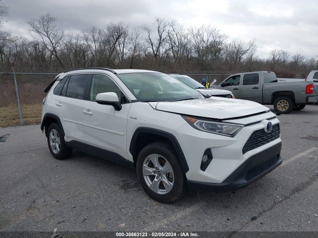 Toyota Rav4 Xle Hybrid 2021 JTMRWRFV2MD135959 main image