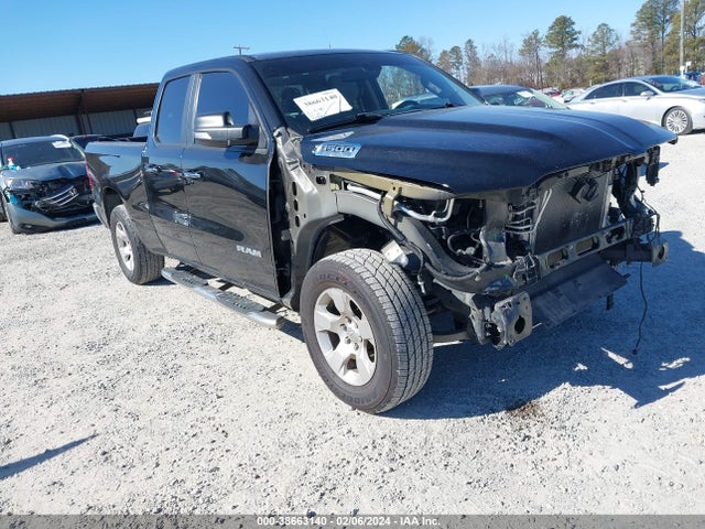 RAM 1500 Big Horn/lone Star Quad Cab 4x2 6'4 Box 2019 1C6RREBT4KN700862 главное изображение