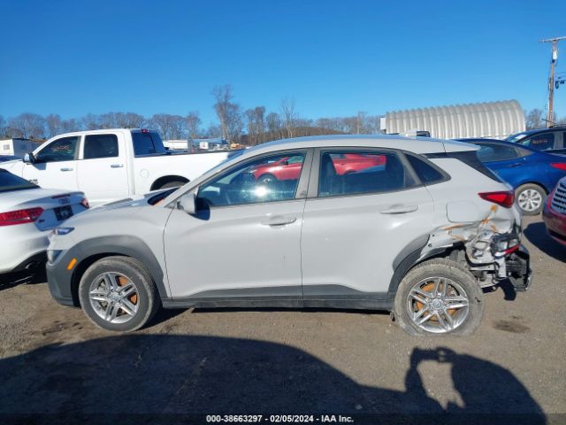 KM8K2CAB0NU888958 Hyundai Kona Se