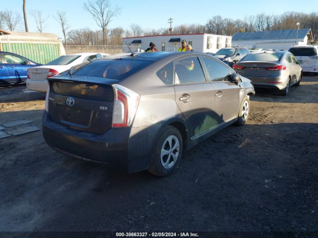 JTDKN3DU0E1787557 Toyota Prius Three