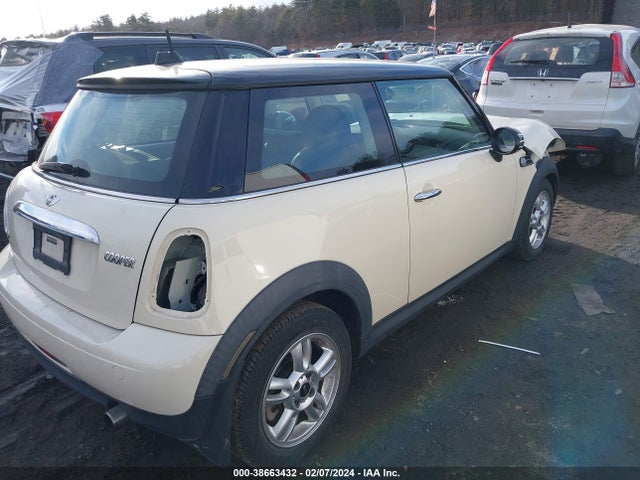 2012 MINI COOPER WMWSU3C5XCT263554 Photo 3