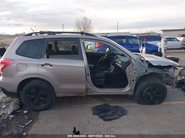 Subaru Forester 2.5i Premium 2015 JF2SJADC8FH517896 Image 14
