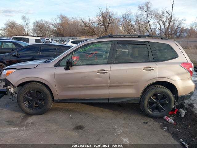Subaru Forester 2.5i Premium 2015 JF2SJADC8FH517896 Image 15
