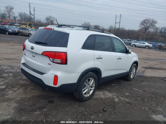 KIA Sorento Lx V6 2014 5XYKTDA74EG474263 Image 4
