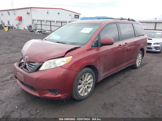 2012 TOYOTA SIENNA LE 7 PASSENGER VIN: 5TDJK3DC1CS043199