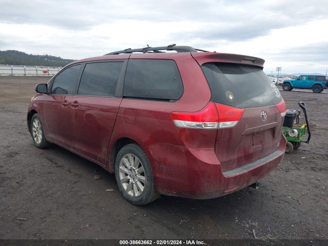2012 TOYOTA SIENNA LE 7 PASSENGER VIN: 5TDJK3DC1CS043199