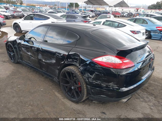 2010 PORSCHE PANAMERA WP0AC2A74AL091213 Photo 2