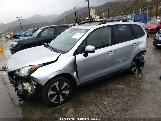 2017 SUBARU FORESTER 2.5I PREMIUM VIN: JF2SJAGCXHH583297