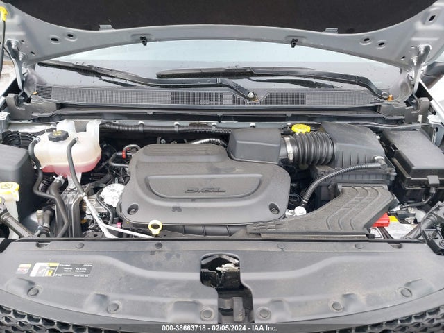 2C4RC1CG0PR595977 Chrysler Voyager Lx