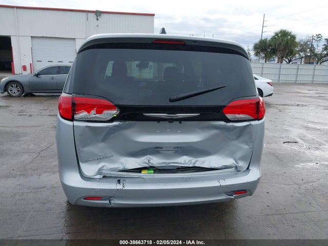 2C4RC1CG0PR595977 Chrysler Voyager Lx