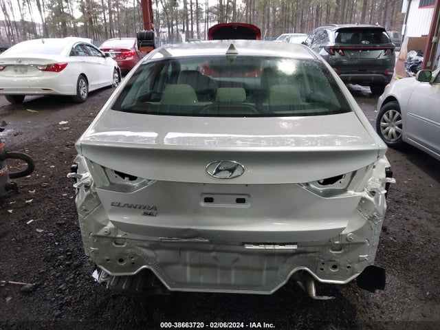 Hyundai ELANTRA SE 2017 5NPD74LF7HH105914 Image 17