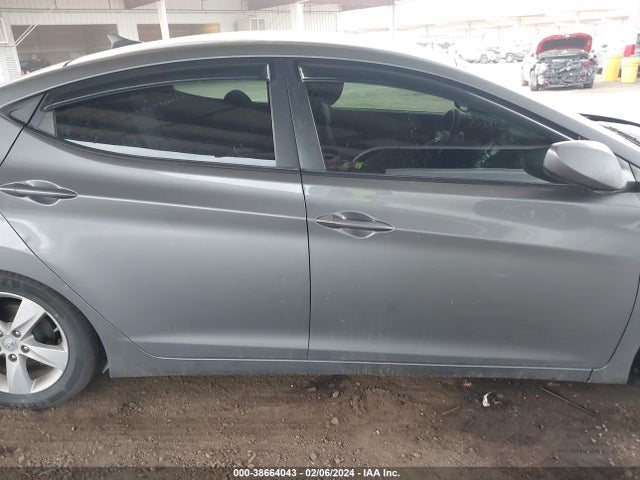 2013 HYUNDAI ELANTRA GLS VIN: 5NPDH4AEXDH417839