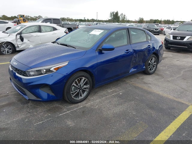 KIA Forte Lxs 2023 3KPF24AD9PE626595 Image 2