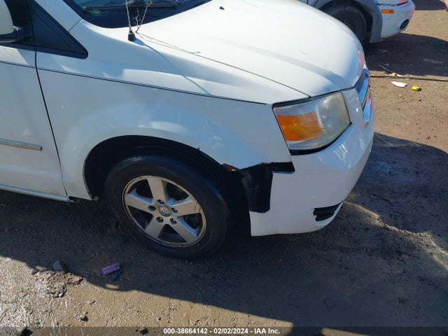 2010 DODGE GRAND CARAVAN SXT VIN: 2D4RN5D12AR256482