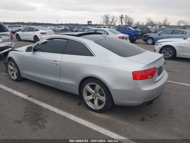 WAULFAFR9EA002285 Audi A5 2.0t Premium
