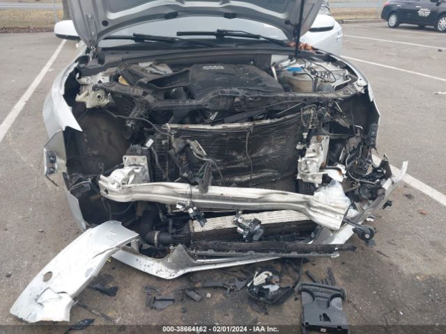 WAULFAFR9EA002285 Audi A5 2.0t Premium
