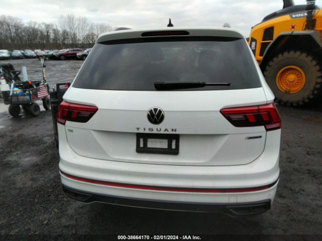 3VV8B7AX8NM034873 Volkswagen Tiguan 2.0t Se R-line Black