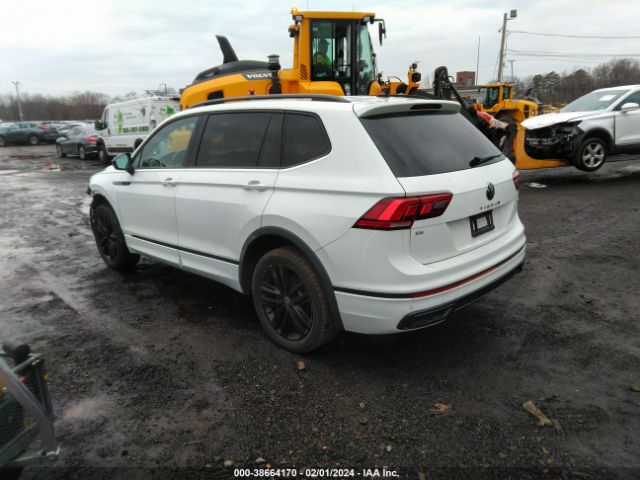 3VV8B7AX8NM034873 Volkswagen Tiguan 2.0t Se R-line Black