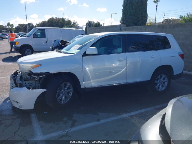 2012 TOYOTA HIGHLANDER VIN: 5TDZA3EH7CS025192