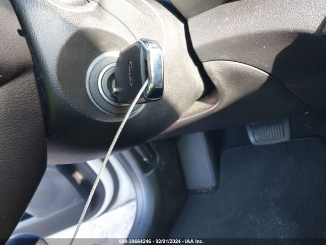 3KPF24AD6KE026948 KIA Forte Lxs
