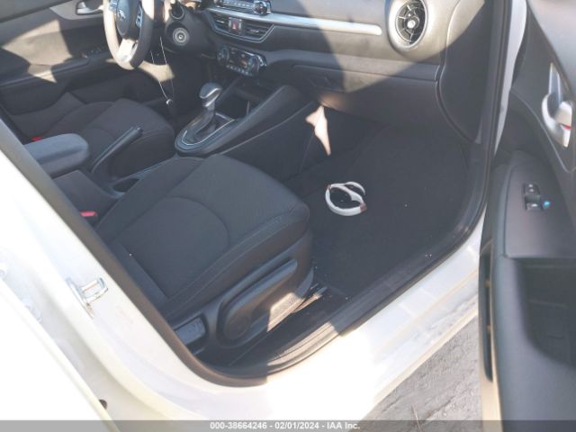 3KPF24AD6KE026948 KIA Forte Lxs