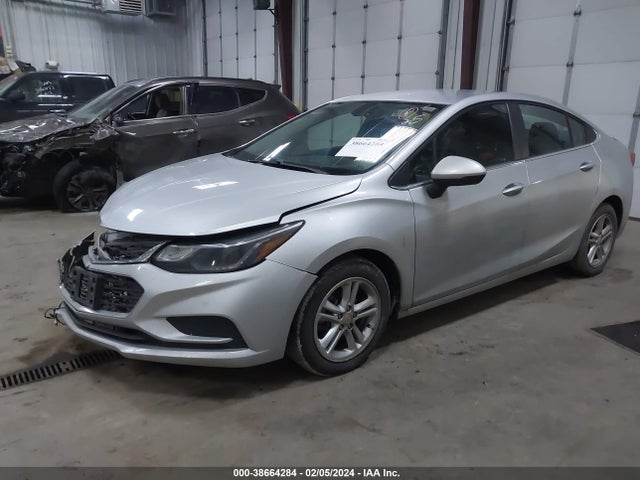 Chevrolet Cruze Lt Auto 2017 1G1BE5SM1H7192094 Image 2